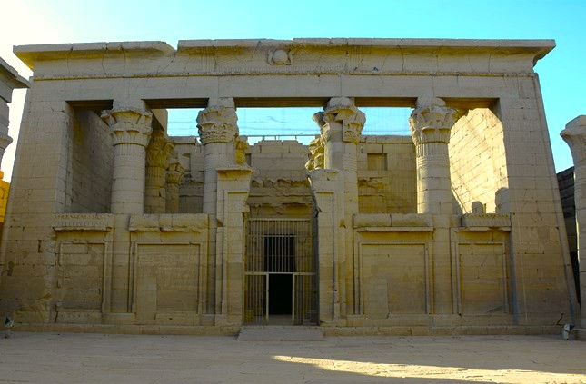 kalabsha temple
